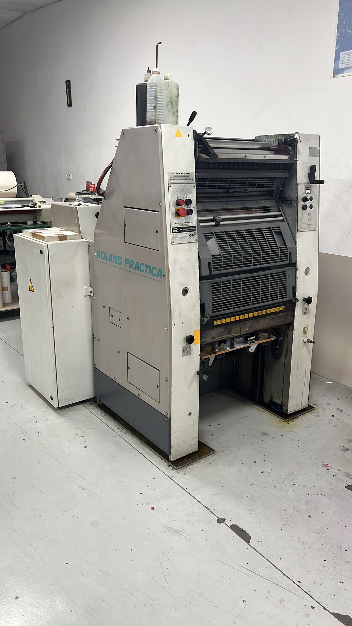 Roland practica 00 -Maquinaria Gráfica Montijo