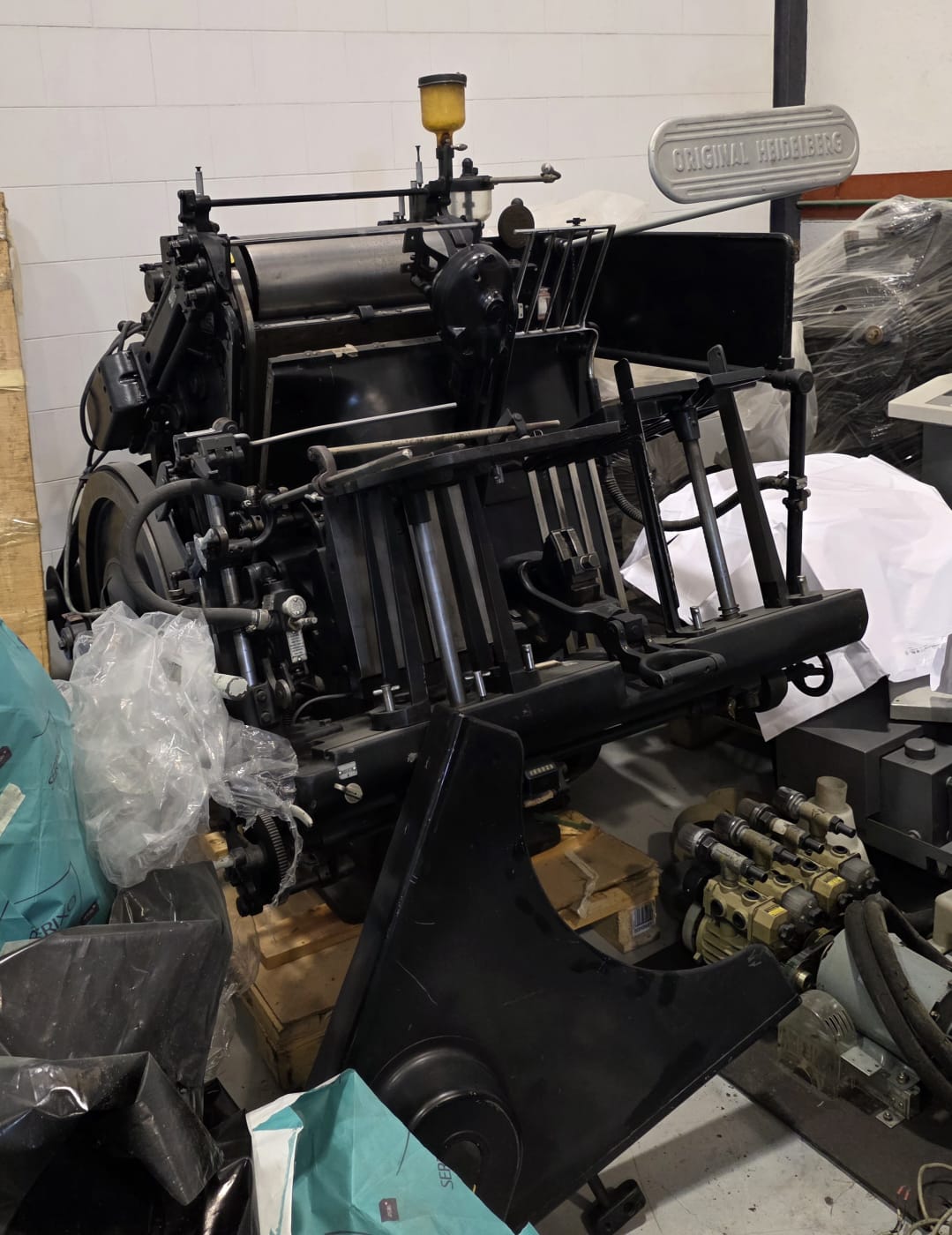 troqueladora heidelberg aspas doble folio -maquinaria gráfica montijo troqueladora heidelberg aspas doble folio -maquinaria gráfica montijo