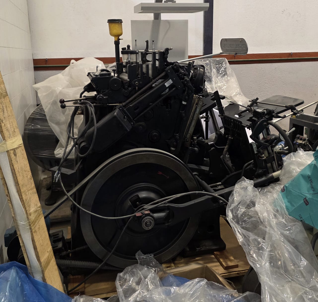 troqueladora heidelberg aspas doble folio -maquinaria gráfica montijo troqueladora heidelberg aspas doble folio -maquinaria gráfica montijo